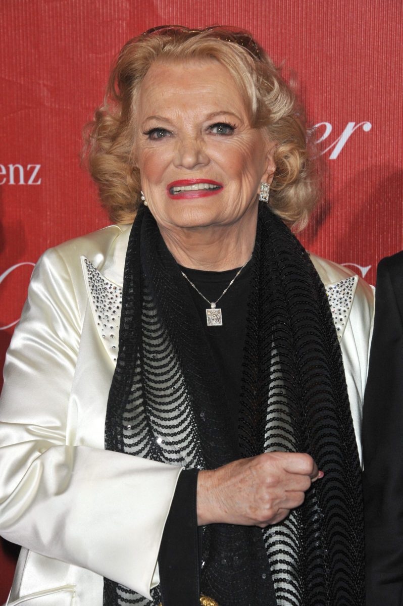 Gena Rowlands who played Allie in 'The Notebook' dead at 94; months after her Alzheimer's was revealed | Actress Gena Rowlands has been paving the way since she was in her 20s. Now she's living with Alzheimer's like one of her most beloved characters.